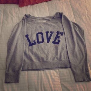 Snuggly gray sweatshirt! ❤️ LOVE